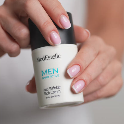 Odżywczy Krem Przeciwzmarszczkowy Z Żeń-Szeniem